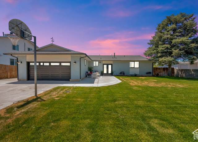 Property at 10852 S Starpine Dr, Sandy, UT 84094, 6 beds, 3 baths