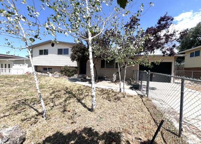 Property at 686 N Parkway Ave, Tooele, UT 84074, 4 beds, 2 baths
