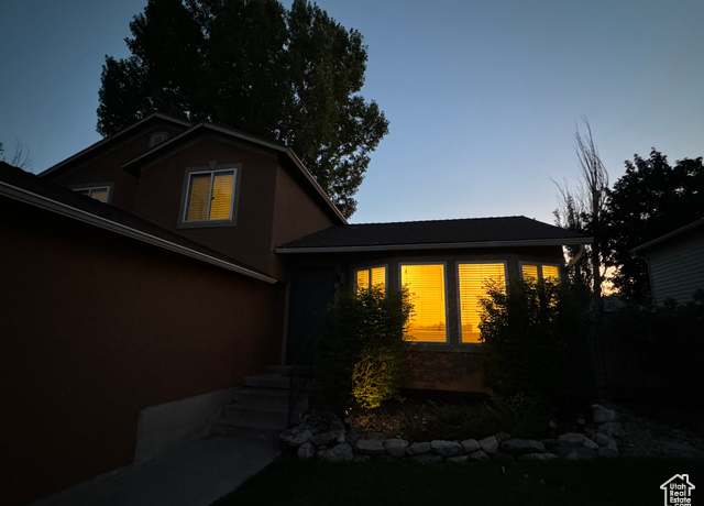Property at 6022 S Park Wood Dr W, Salt Lake City, UT 84118, 5 beds, 1.5 baths