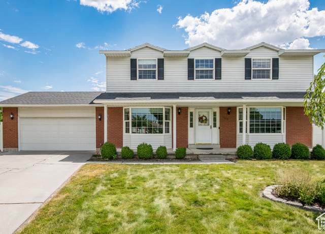 Property at 5540 S Walden Meadows Pl, Salt Lake City, UT 84123, 3 beds, 3.5 baths