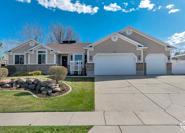 Property at 1407 W Autumn Oak Cir S #17, West Jordan, UT 84088, 4 beds, 3.5 baths