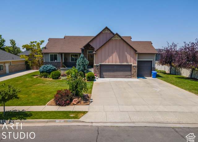 Property at 1679 N 4400 W, Plain City, UT 84404, 5 beds, 3.5 baths