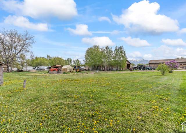Property at 3168 W 1300 N, Clinton, UT 84015, 3 beds, 2 baths