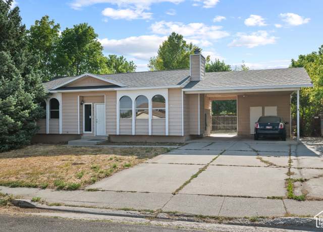 Property at 472 N 7th St, Tooele, UT 84074, 4 beds, 3 baths