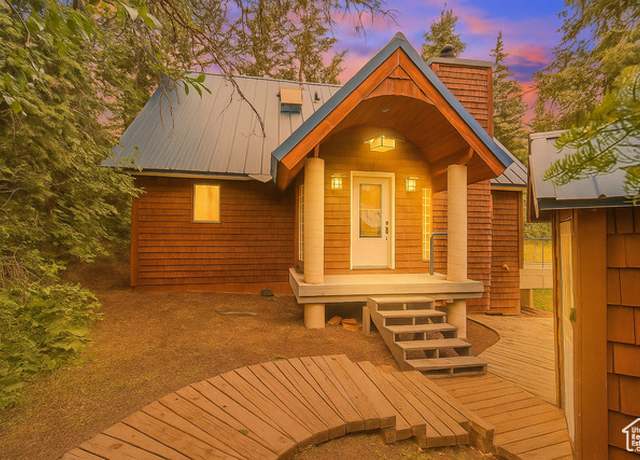 Property at 135 Saint Moritz Strasse, Park City, UT 84098, 3 beds, 2.5 baths