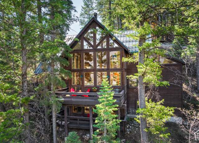 Property at 3057 E Balsam Rd, Provo, UT 84604, 4 beds, 4.5 baths