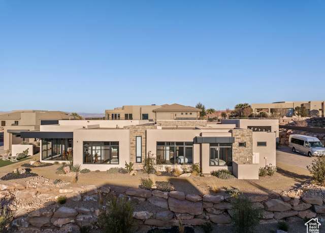 Property at 2015 S Pinnacle Cir, St. George, UT 84790, 5 beds, 6 baths