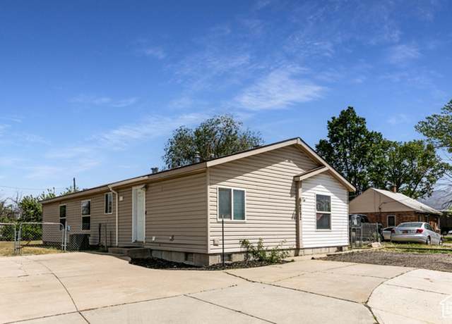 Property at 2292 W 4800 S, Roy, UT 84067, 4 beds, 2 baths