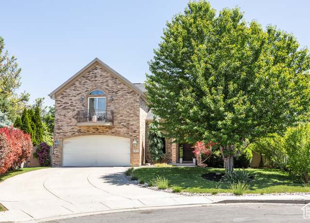 Property at 1877 E 3990 S, Holladay, UT 84124, 4 beds, 4 baths