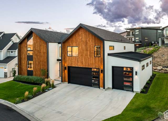 Property at 4945 N Vialetto Way, Lehi, UT 84043, 5 beds, 4 baths