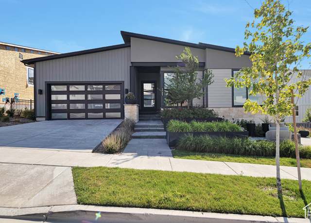 Property at 1889 W Oakridge Dr N, Lehi, UT 84043, 3 beds, 3 baths
