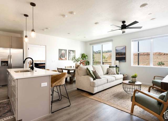 Property at 875 W Akoya Pearl St #205, St. George, UT 84790, 2 beds, 2 baths