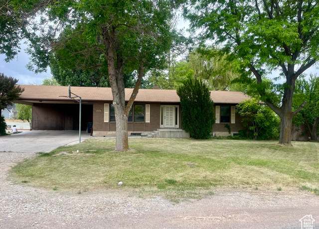 Property at 160 E 300 S, Gunnison, UT 84634, 5 beds, 3 baths