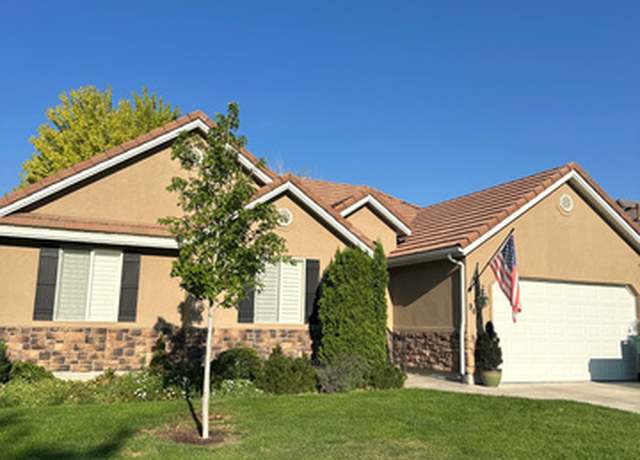 Property at 9681 N Peach Ct, Cedar Hills, UT 84062, 5 beds, 3 baths