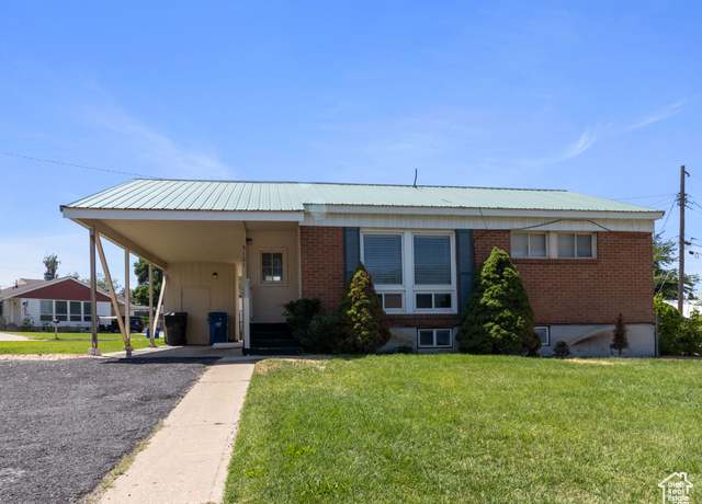 Property at 5101 S 525 W, Washington Terrace, UT 84405, 4 beds, 2 baths