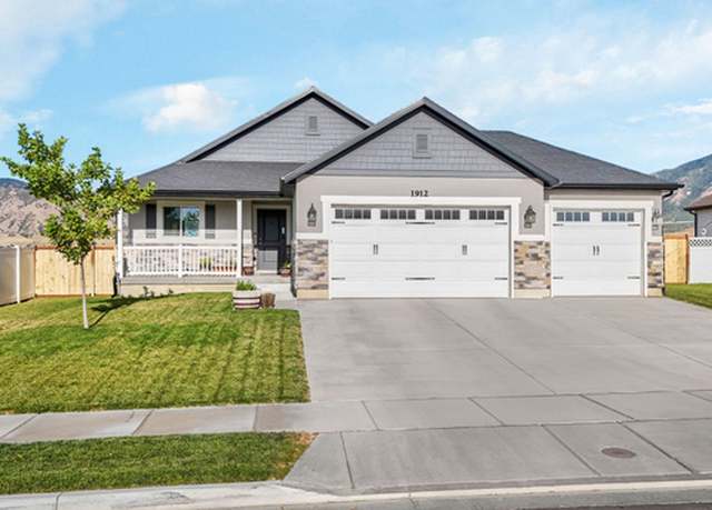 Property at 1912 N 370 E, Tooele, UT 84074, 2 beds, 2 baths