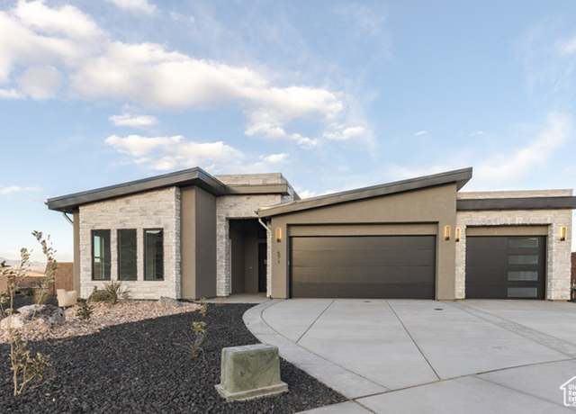 Property at 571 S 1800 W, Hurricane, UT 84737, 3 beds, 3.5 baths