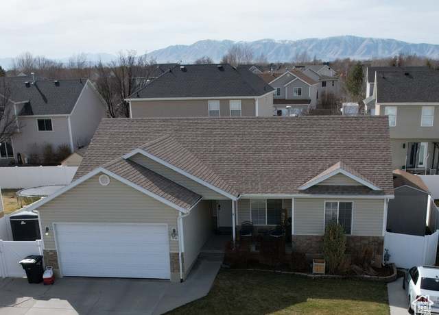 Property at 1444 S 2250 E, Spanish Fork, UT 84660, 5 beds, 3 baths
