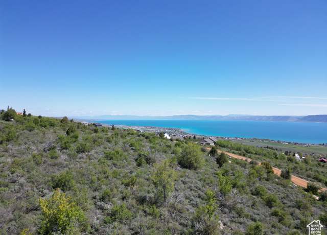Property at 2539 S Sweetwater Pkwy #39, Garden City, UT 84028