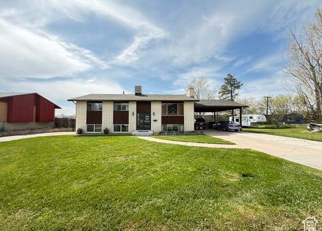 Property at 24 S 400 W, Kaysville, UT 84037, 6 beds, 3 baths