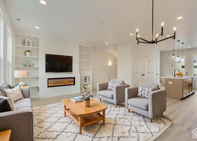 Property at 10641 S Pipestone Way #139, South Jordan, UT 84009, 4 beds, 2.5 baths
