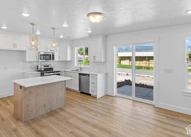 Property at 3508 W 3175 N #346, Plain City, UT 84404, 3 beds, 2.5 baths