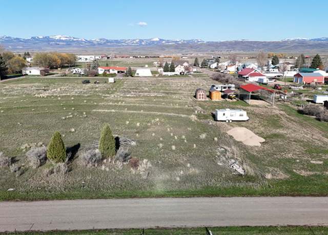 Property at 449 N 7th St, Montpelier, ID 83254