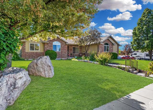 Property at 3285 S 575 W, Syracuse, UT 84075, 6 beds, 3.5 baths