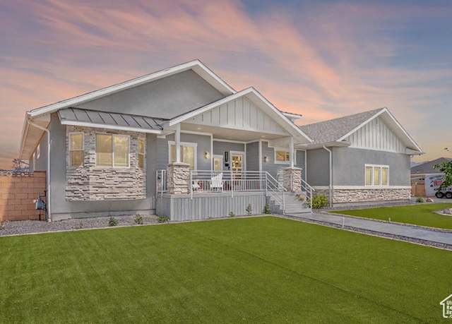 Property at 4552 N 2525 W, Cedar City, UT 84720, 7 beds, 3 baths