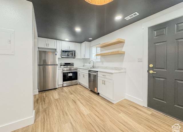 Property at 1464 S 50 E, Orem, UT 84058, 2 beds, 1 bath