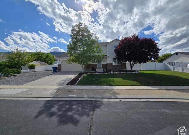 Property at 4043 S Lake Vista Dr, Saratoga Springs, UT 84045, 4 beds, 2.5 baths