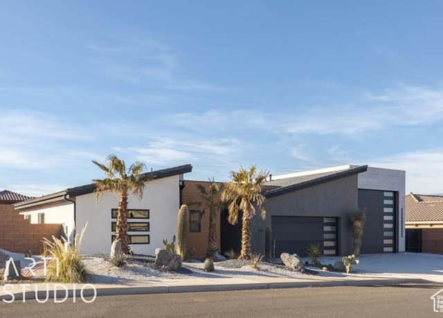 Property at 2752 S 3930 W, Hurricane, UT 84737, 5 beds, 5 baths