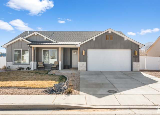 Property at 4898 N 10 E, Enoch, UT 84721, 3 beds, 2 baths