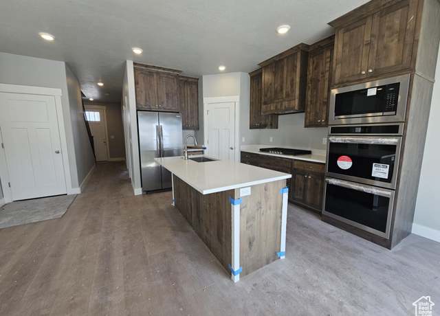 Property at 1628 S 3170 E, Spanish Fork, UT 84660, 4 beds, 3 baths