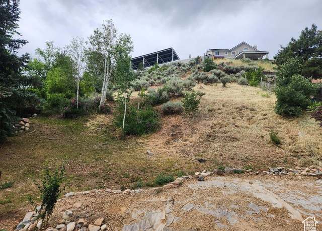 Property at 1924 E Viscounti Dr, Sandy, UT 84093