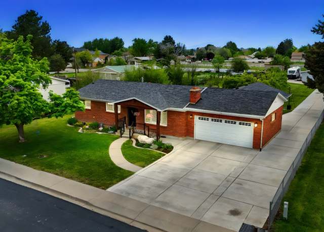 Property at 569 N 700 E, Mapleton, UT 84664, 4 beds, 3 baths