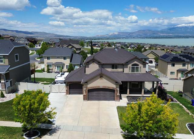 Property at 414 W Kit Fox Dr, Saratoga Springs, UT 84045, 5 beds, 3.5 baths