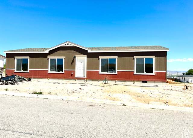 Property at 1435 E 5975 S #14, Vernal, UT 84078, 3 beds, 2 baths