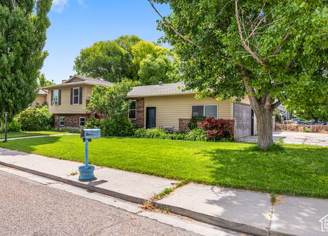 Property at 462 E 370 N, Delta, UT 84624, 4 beds, 2 baths