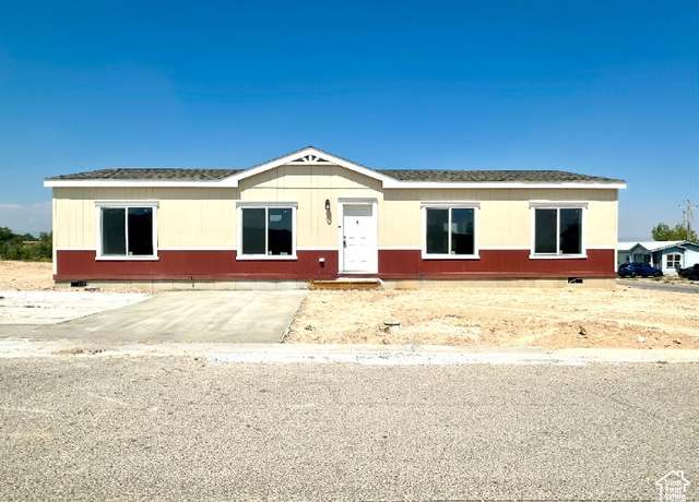 Property at 1461 E 5975 S #15, Vernal, UT 84078, 3 beds, 2 baths