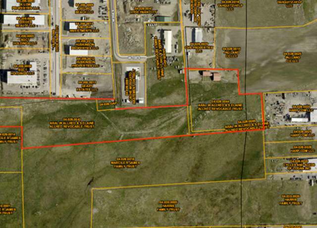 Property at 208 W 3600 N, Hyde Park, UT 84318