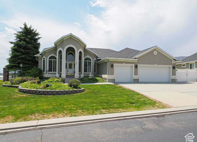 Property at 121 E Amber Rd, Saratoga Springs, UT 84045, 5 beds, 3 baths