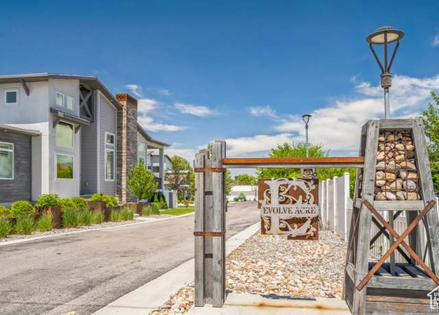 Property at 1186 W Marinwood Ave, Taylorsville, UT 84123, 6 beds, 3.5 baths
