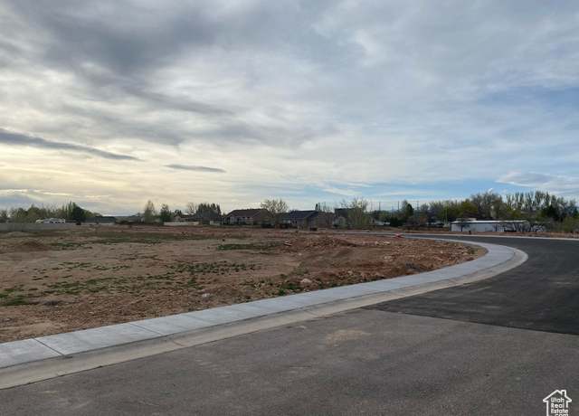 Property at 1165 W Grayhawk Loop #42, Roosevelt, UT 84066