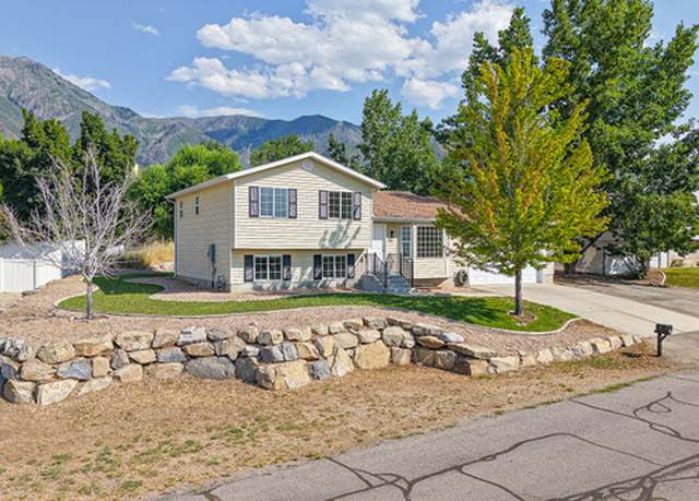 Property at 300 E Magellan Ln, Elk Ridge, UT 84651, 5 beds, 3 baths
