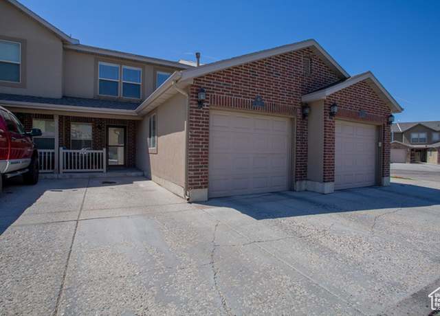 Property at 121 W Arlington Way N, Harrisville, UT 84414, 3 beds, 2.5 baths