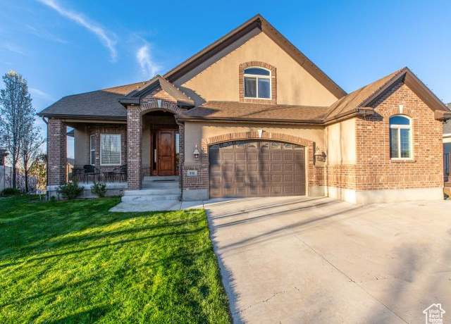 Property at 990 W Adams Cir, Bluffdale, UT 84065, 8 beds, 4.5 baths