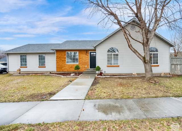 Property at 7898 N Tinamous Rd, Eagle Mountain, UT 84005, 6 beds, 4 baths