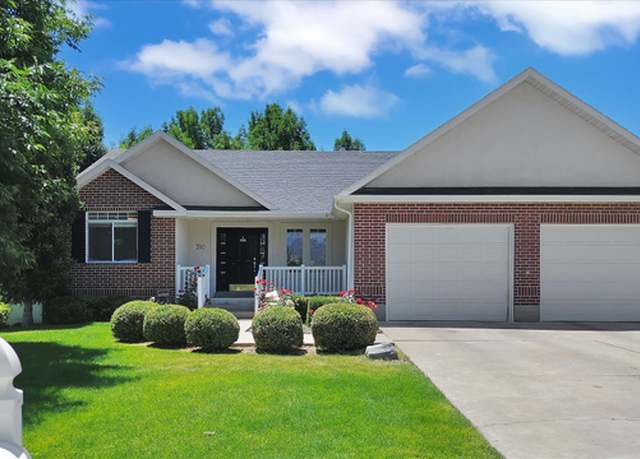 Property at 780 Green Field Cir, River Heights, UT 84321, 6 beds, 3 baths