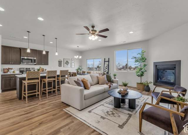 Property at 165 E 360 N Unit 11B, Fillmore, UT 84631, 3 beds, 2 baths